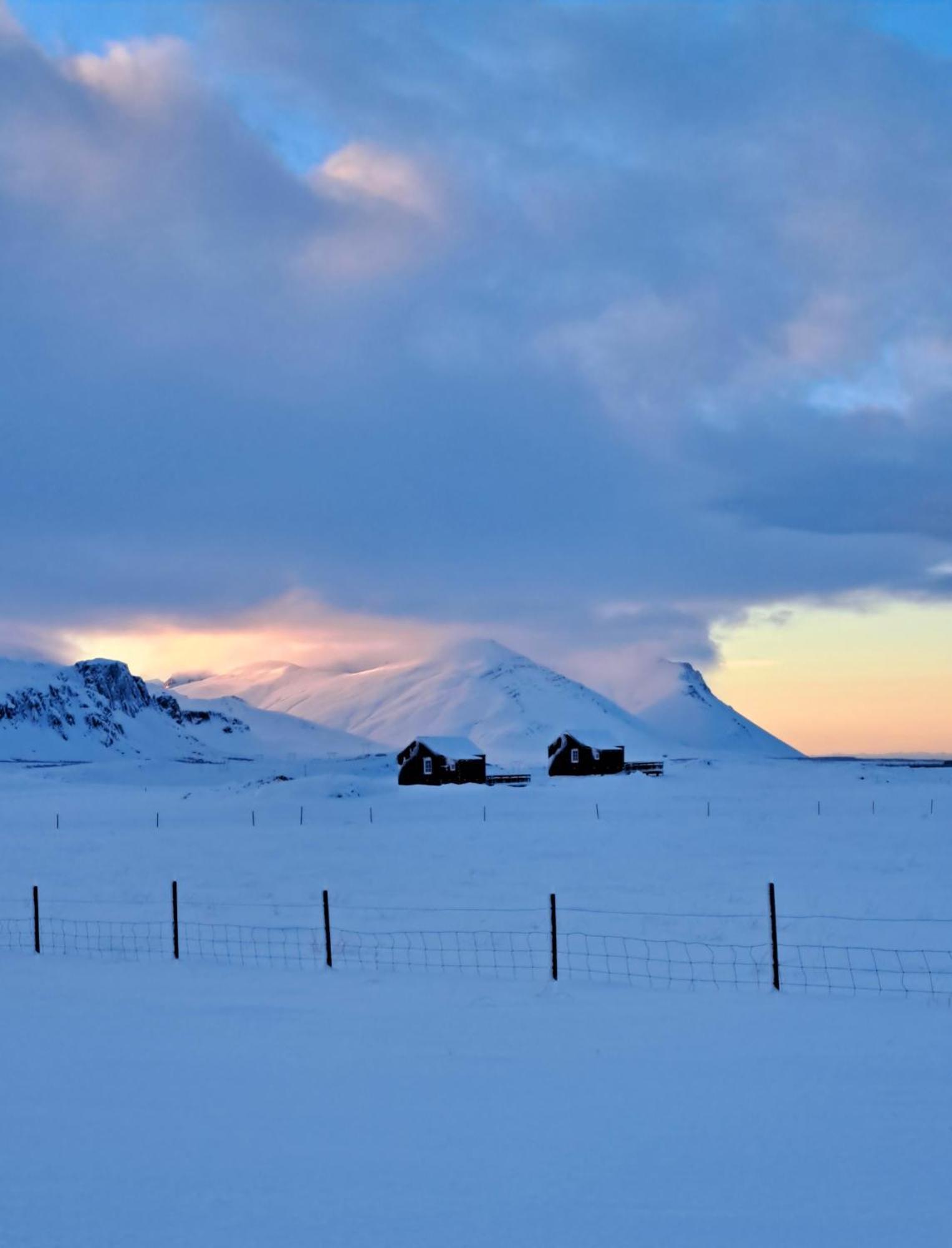 Gislaholt Villa Borgarnes Buitenkant foto